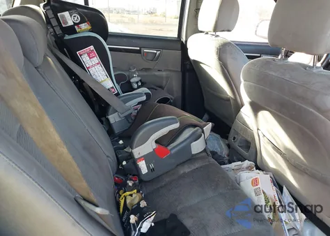 2009 Hyundai Santa Fe Gls z USA, uszkodzony, nr VIN 5NMSG13D49H297196